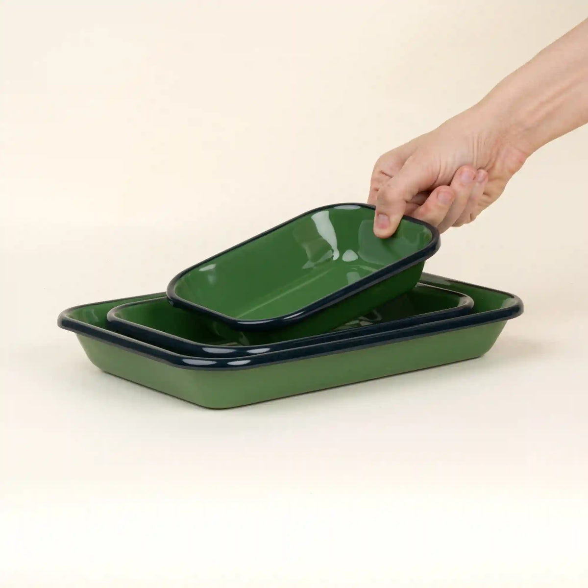Solid Enamel Baking Dish