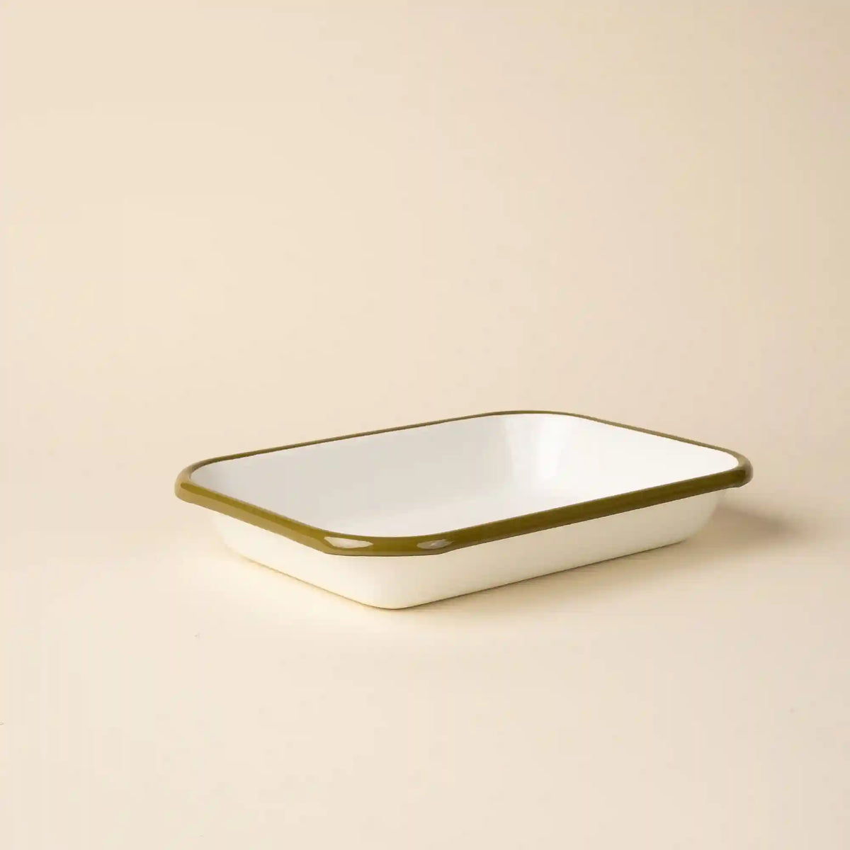 Solid Enamel Baking Dish